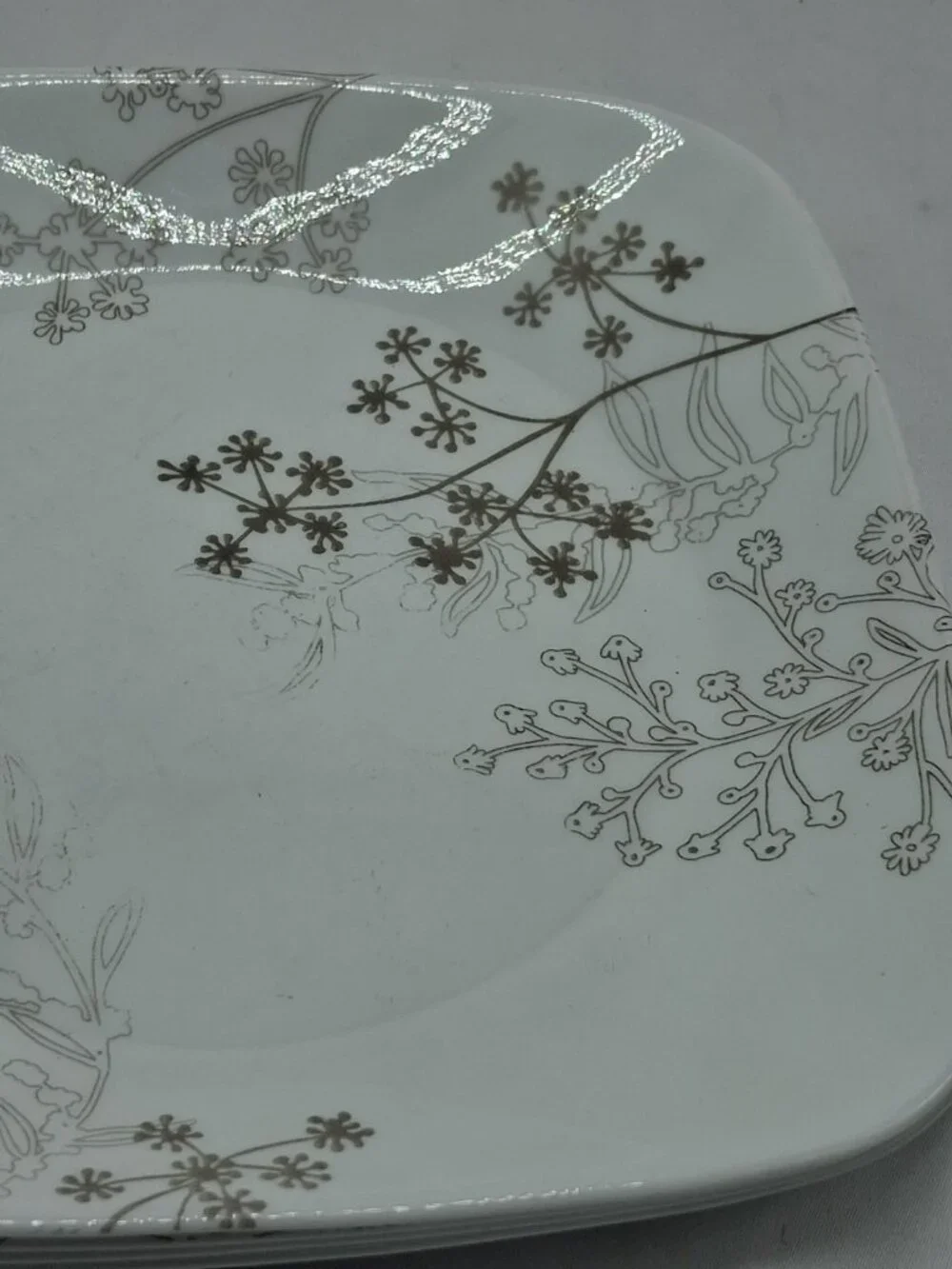 Corelle Shadow Dance Square LUNCHEON Plates 9" - White Brown Flower -Vitrelle - Picture 3 of 9